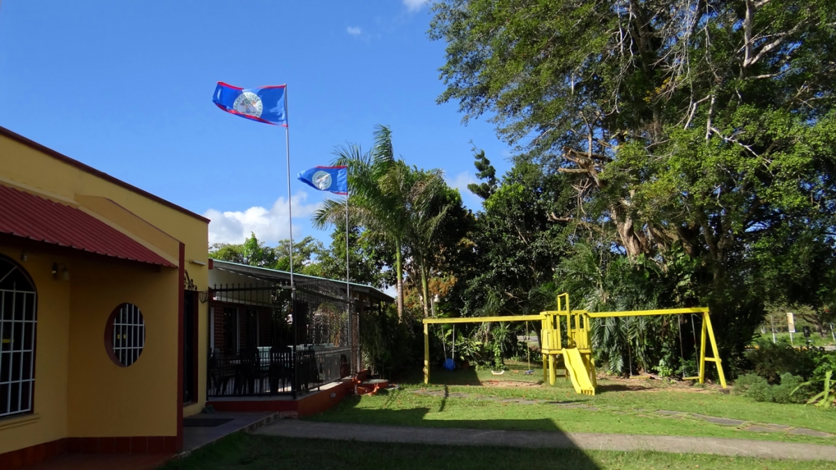 Verandah and Playground Color 